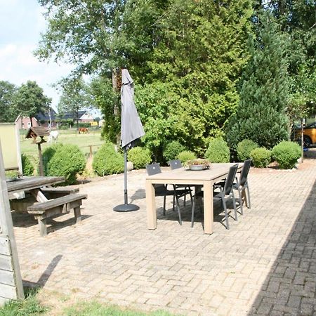 Vakantiewoning Grensgebied Groningen/Drenthe/Friesland Zevenhuizen  Ngoại thất bức ảnh